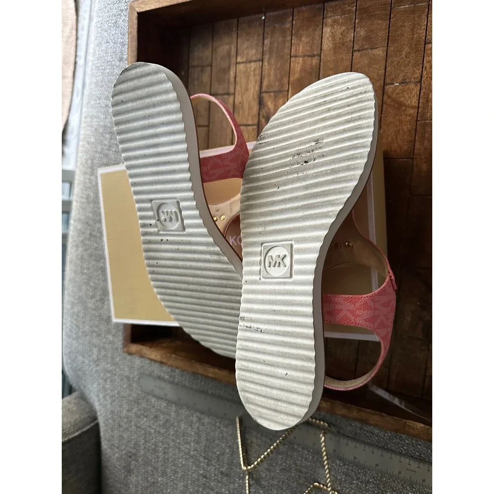 Michael Kors Women Pink Jilly MK Logo Thong Slingback Sandals 8.5M PV22A VGUC - Picture 9 of 10